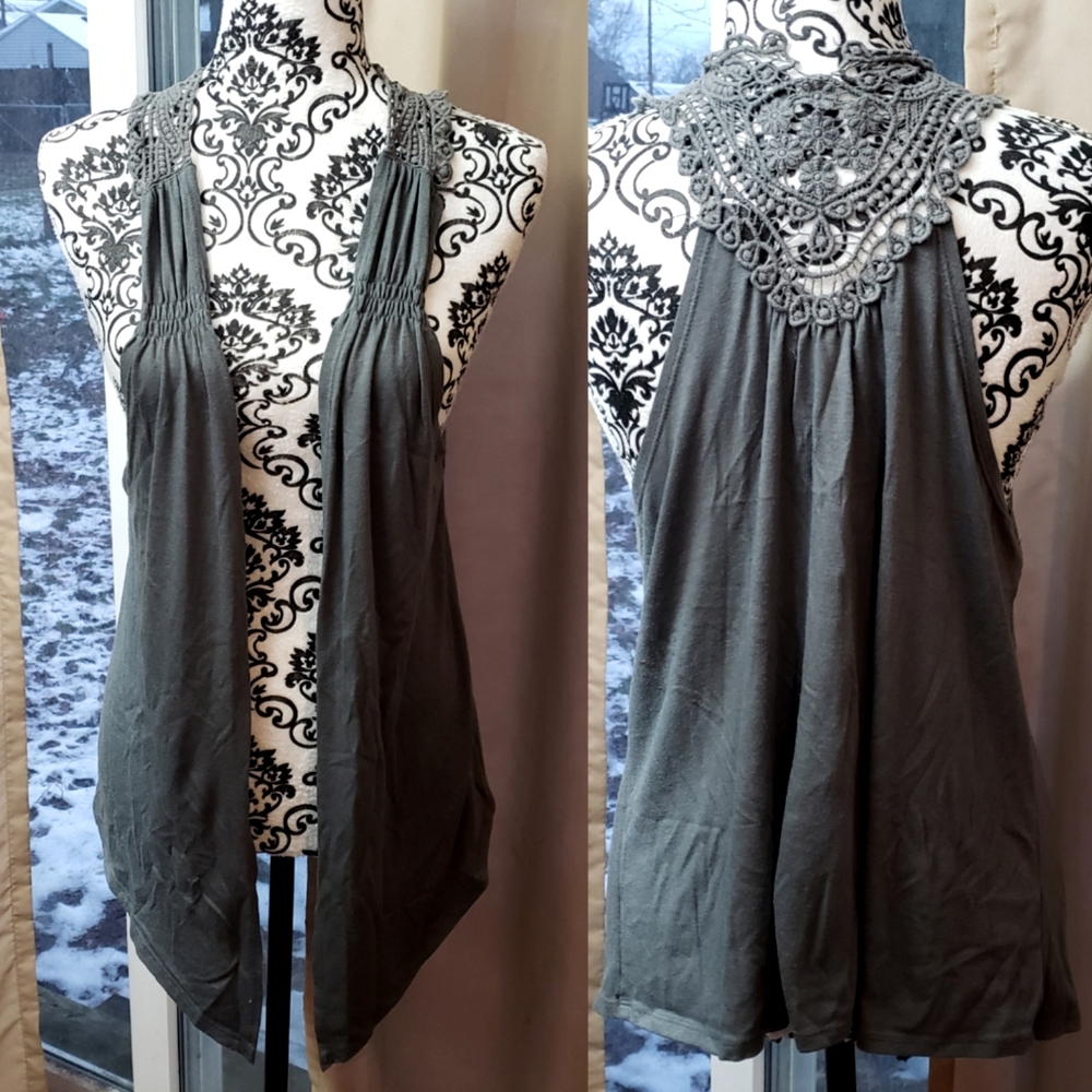 Open Sleeveless top